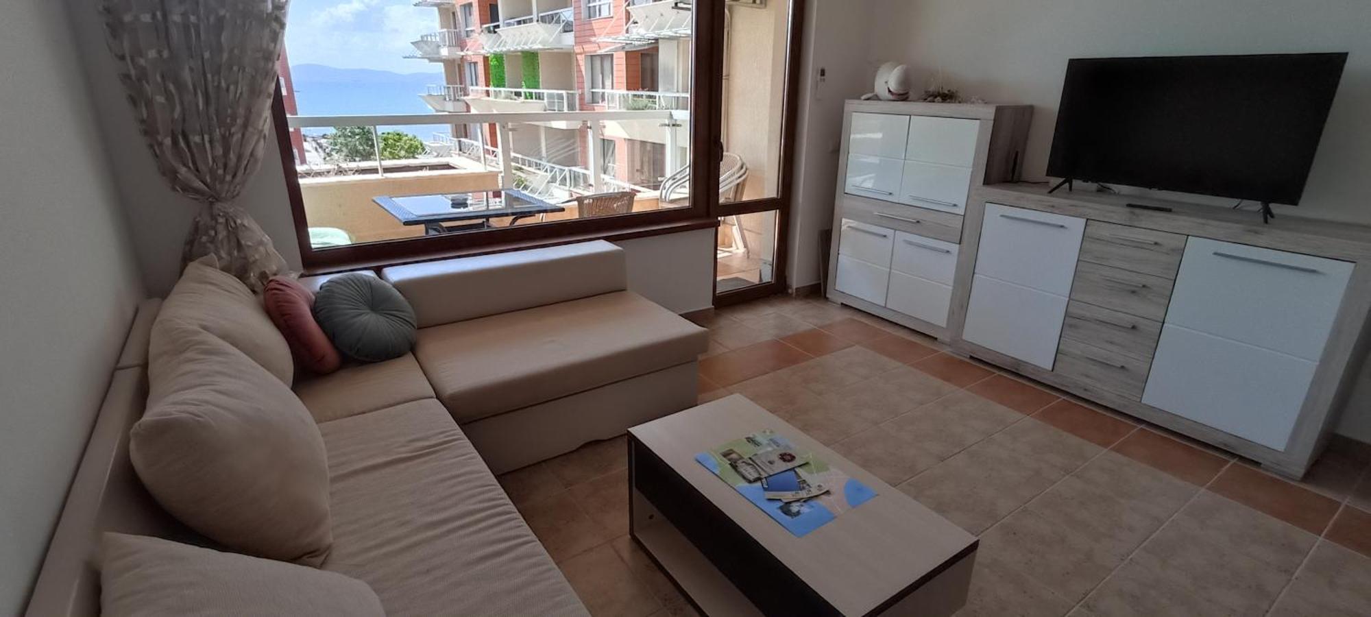 Cozy Apartment With Sea View And Free Parking Поморие Екстериор снимка